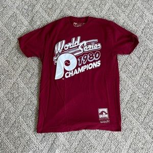 Mitchell & Ness Philadelphia Phillies 1980 Champions T-shirt size MEDIUM
